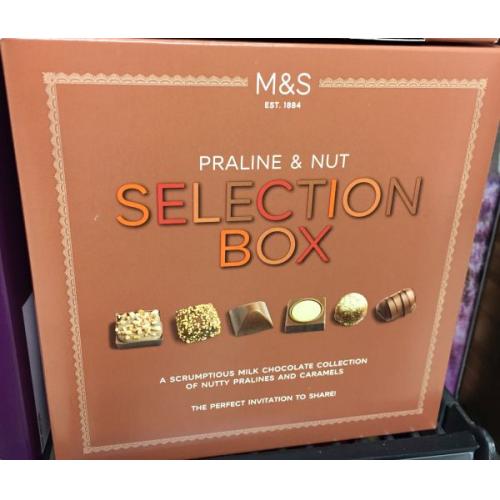 Praline & Nut Selection Box
